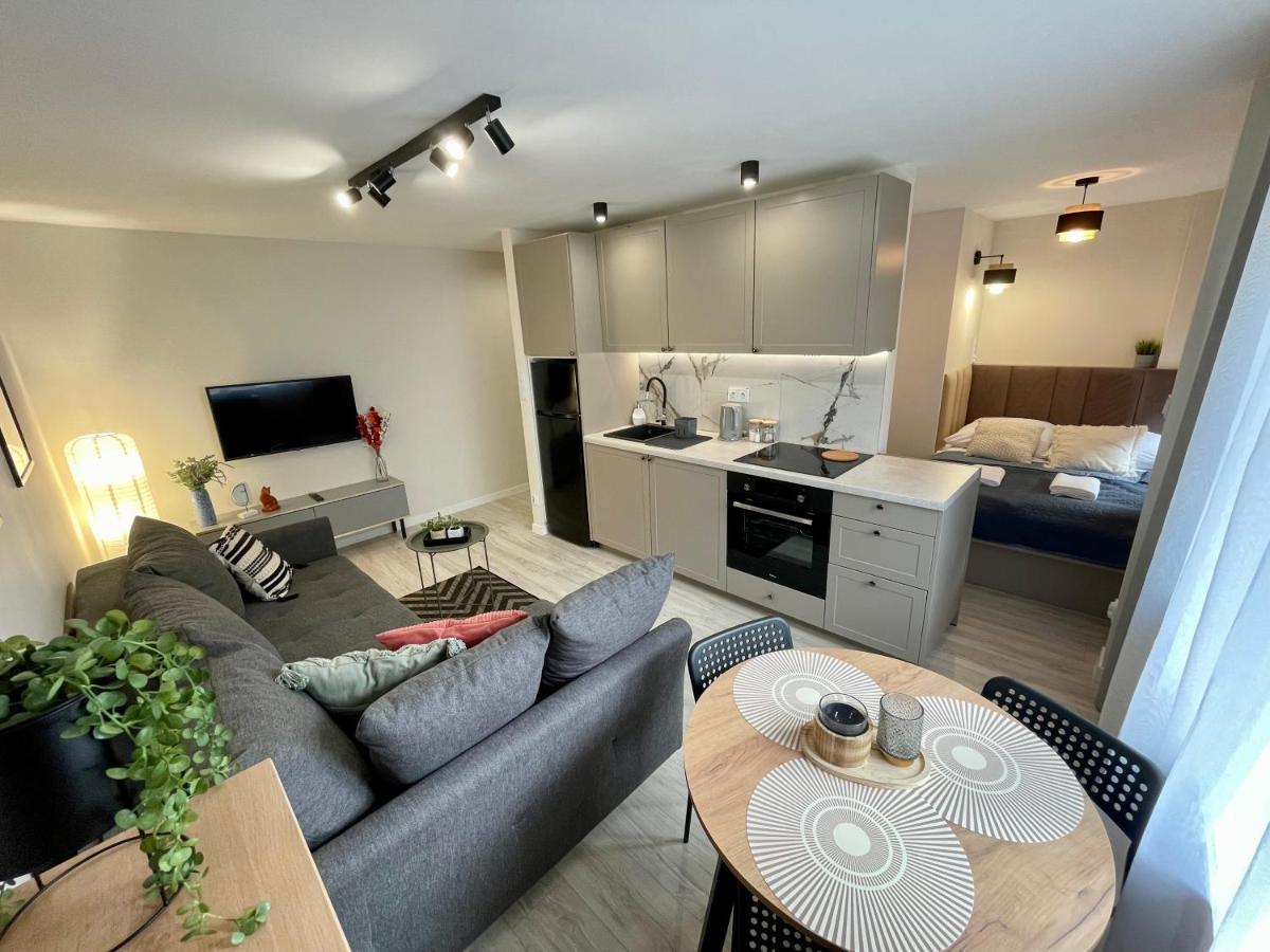 Piekny Przytulny Apartament - Blisko Akwenu Wodnego Radom Kültér fotó