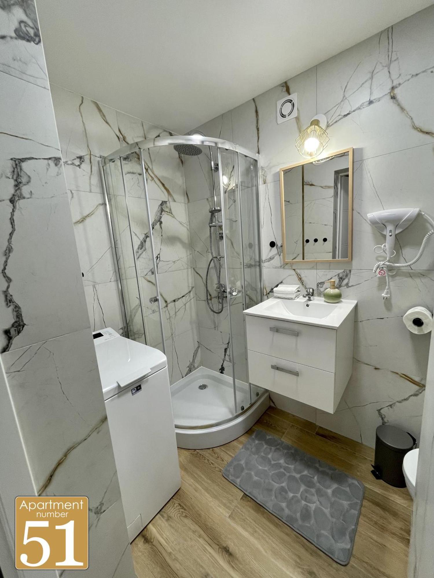 Piekny Przytulny Apartament - Blisko Akwenu Wodnego Radom Kültér fotó