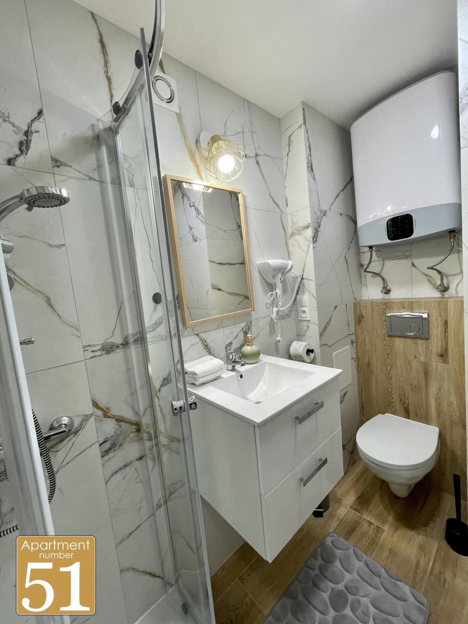 Piekny Przytulny Apartament - Blisko Akwenu Wodnego Radom Kültér fotó